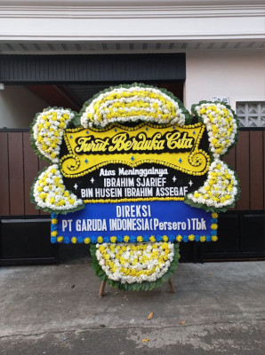 Papan Bunga Duka di Damau