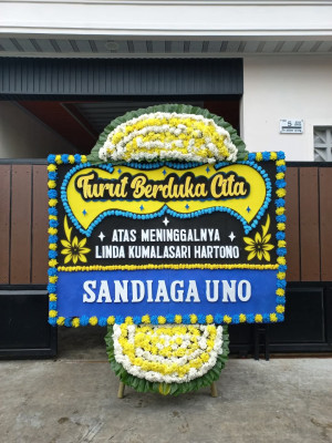 Papan Bunga Duka di Damau
